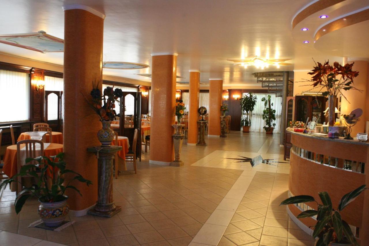 Hotel Nautilus Nicotera Eksteriør billede