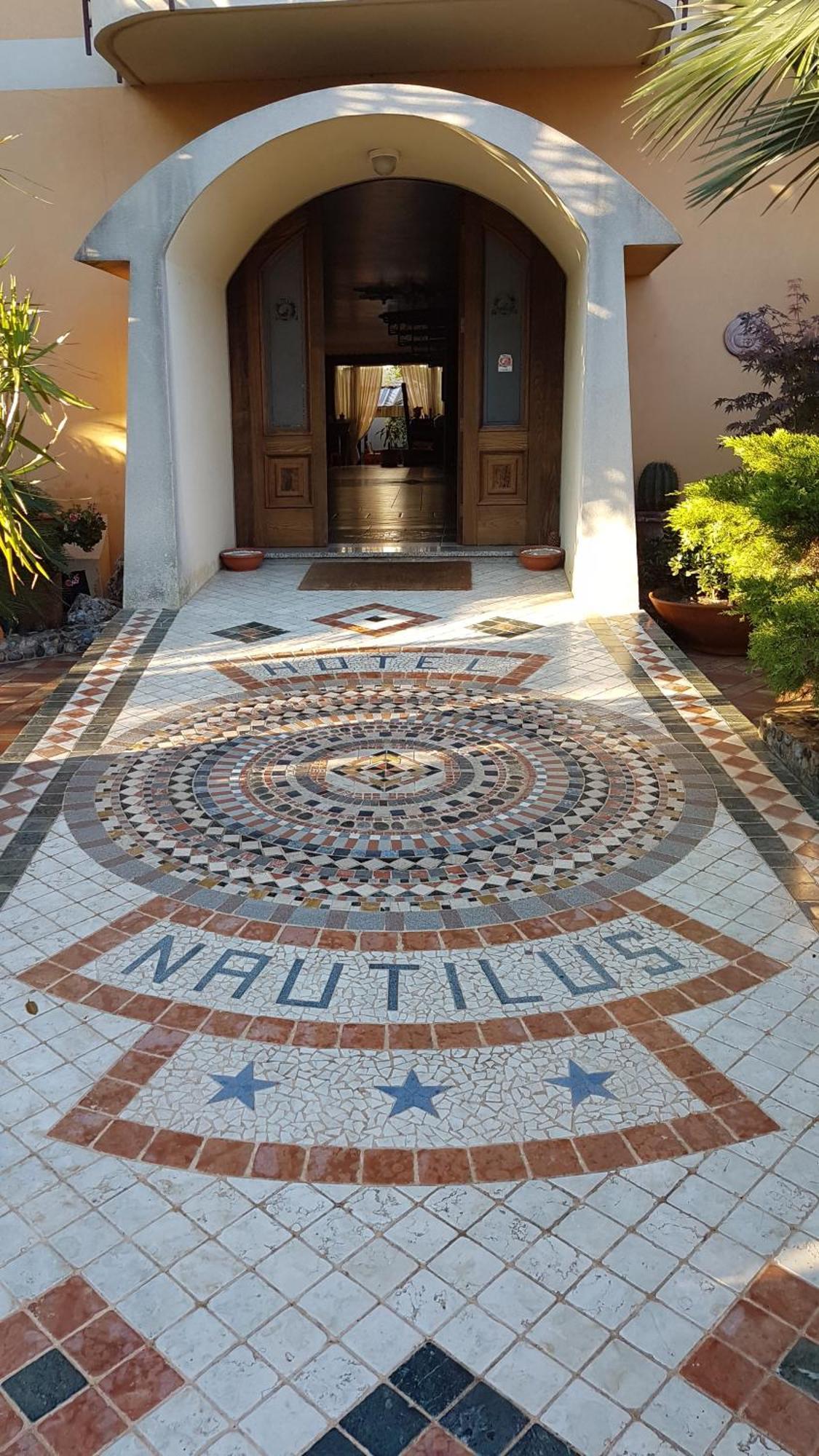 Hotel Nautilus Nicotera Eksteriør billede